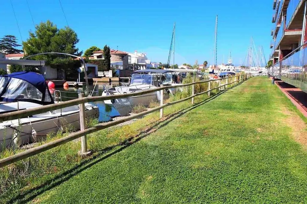 Apartment Appartement 2 Chambres Avec 3 Piscines Et Parking Gratuit Roses