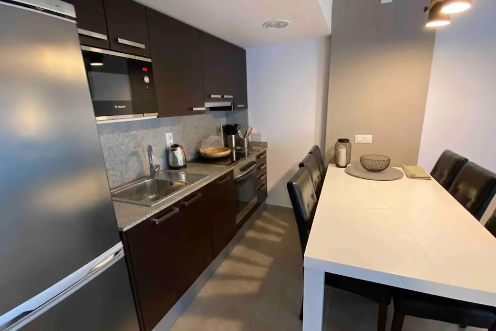 Appartement 2 Chambres Avec 3 Piscines Et Parking Gratuit Roses Apartment
