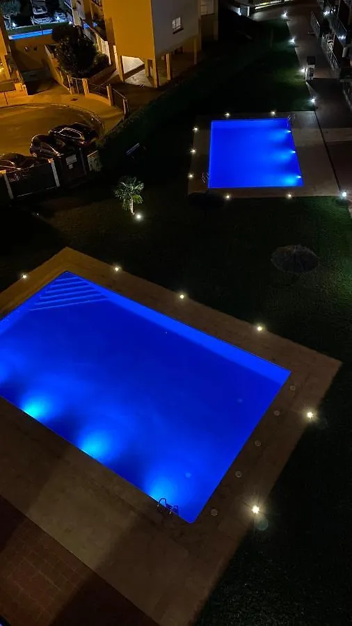 Appartement 2 Chambres Avec 3 Piscines Et Parking Gratuit Roses